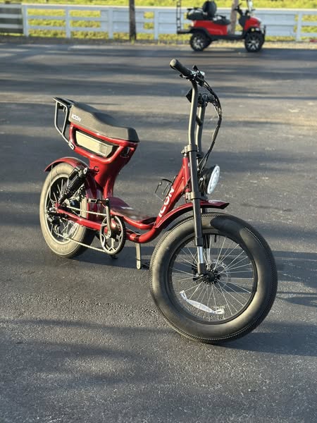 2025 Icon EB01 E-Bike