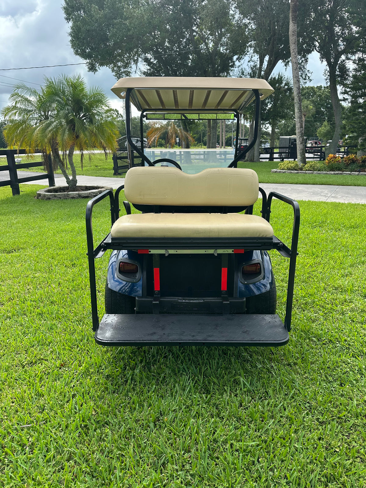 2016 EZ-GO TXT (NEW LITHIUM W/3 YEAR WARRANTY)